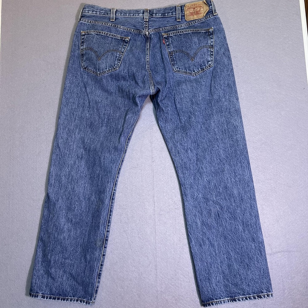 Levis 501 Jeans Mens 42x32 Blue Medium Wash Regular Straight Button Fly Denim